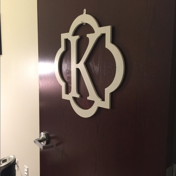 Meet your Posher, Meschelle - Picture 1 of 1